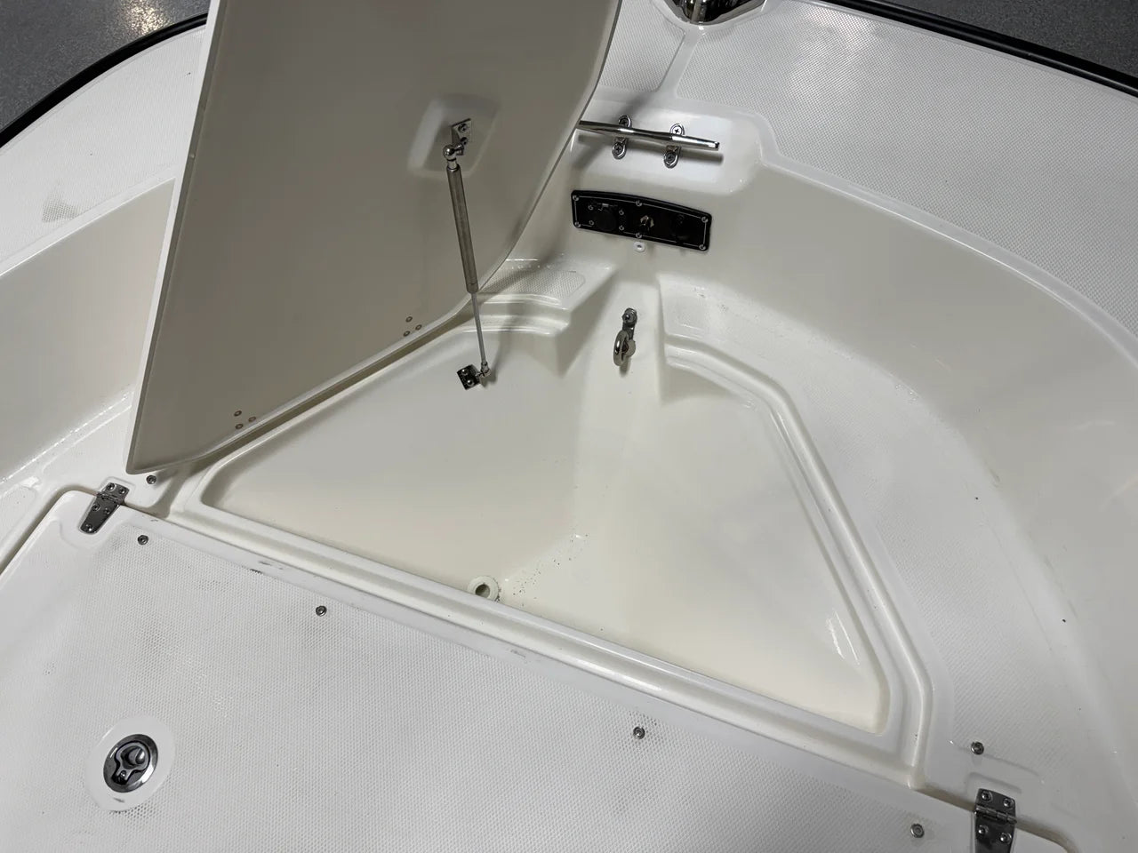 2026 Boston Whaler 170 Montauk 17.0 feet, Clearwater, Florida #44