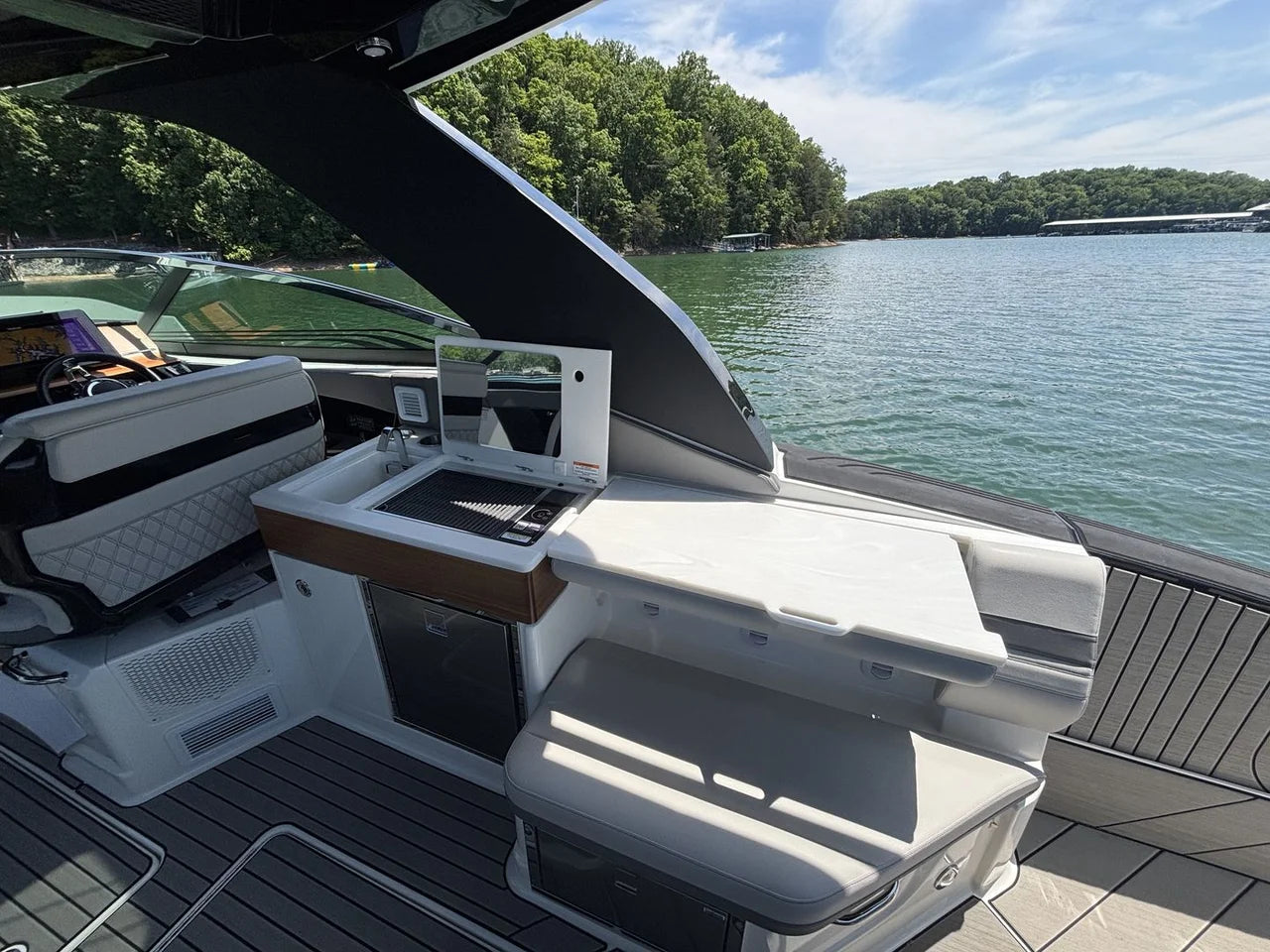 2026 Sea Ray SLX 360 OUTBOARD 36.0 feet, Clearwater, Florida #13