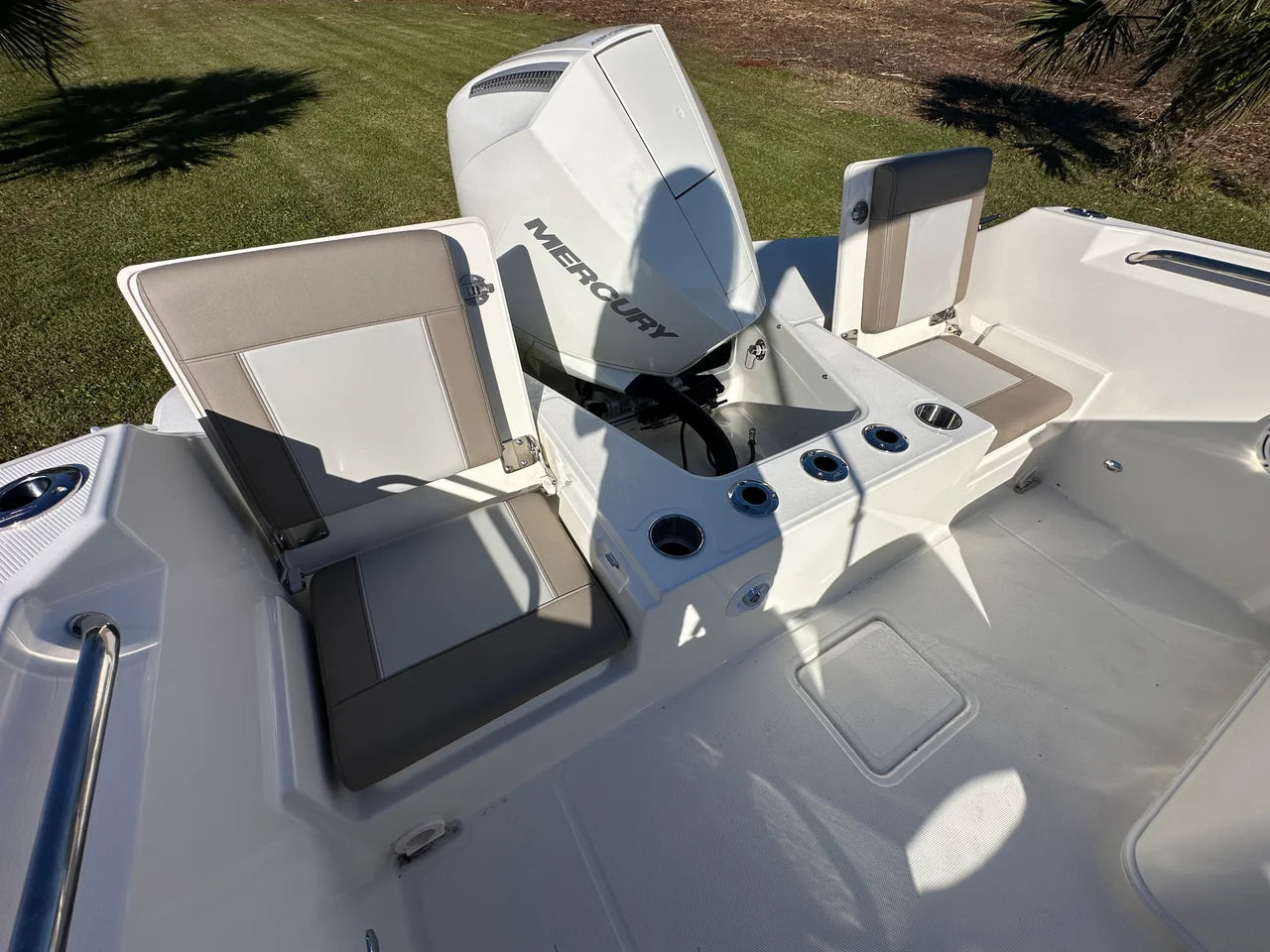 2025 Boston Whaler 210 Vantage 21.0 feet, Clearwater, Florida #25