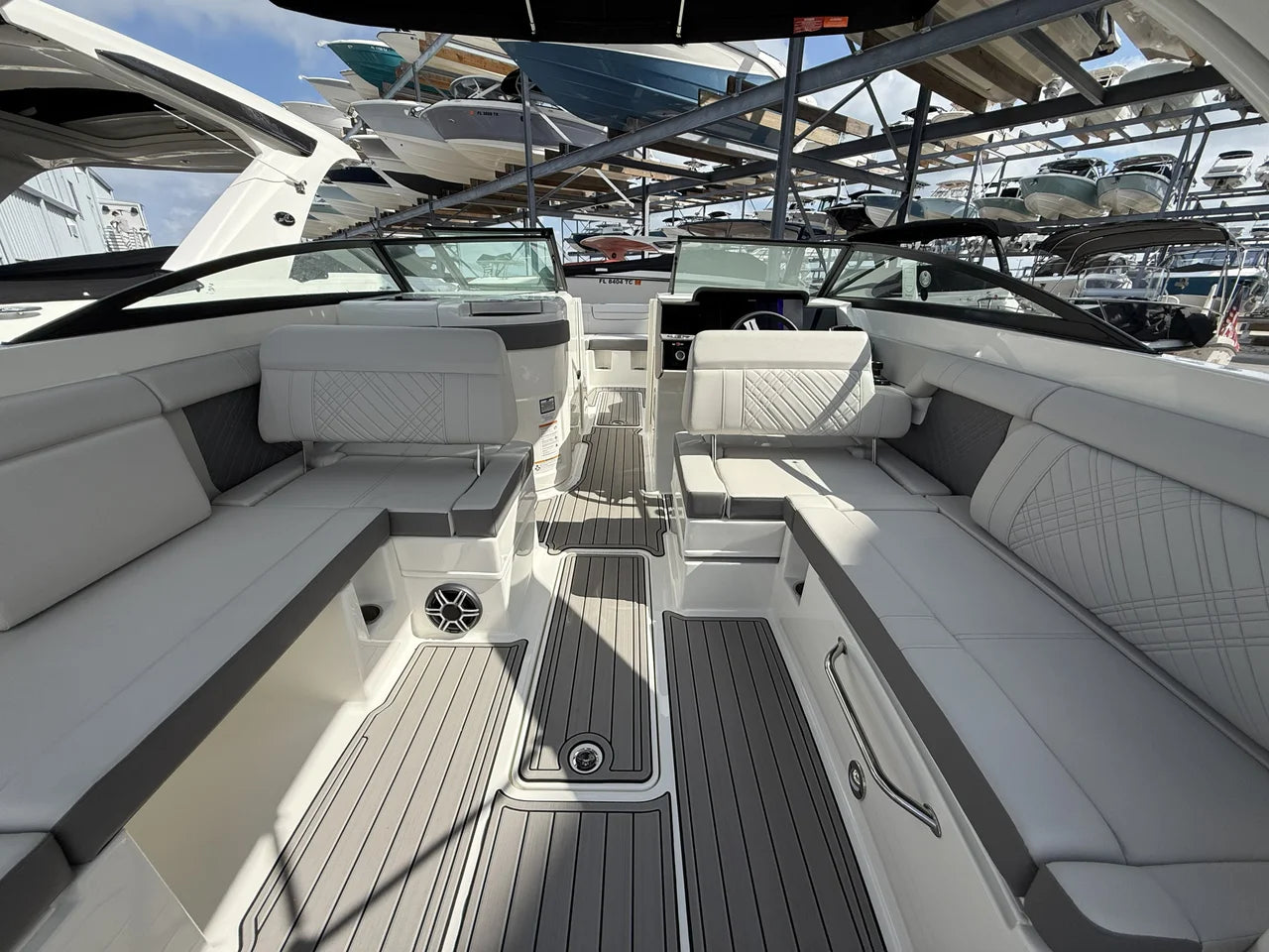2026 Sea Ray SDX 290 Outboard 29.0 feet, Clearwater, Florida #13