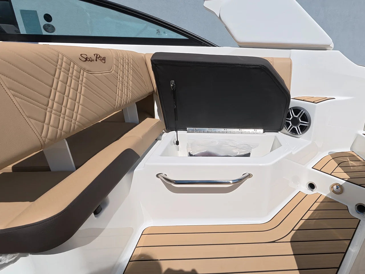 2026 Sea Ray SDX 250 Outboard 25.0 feet, Clearwater, Florida #21