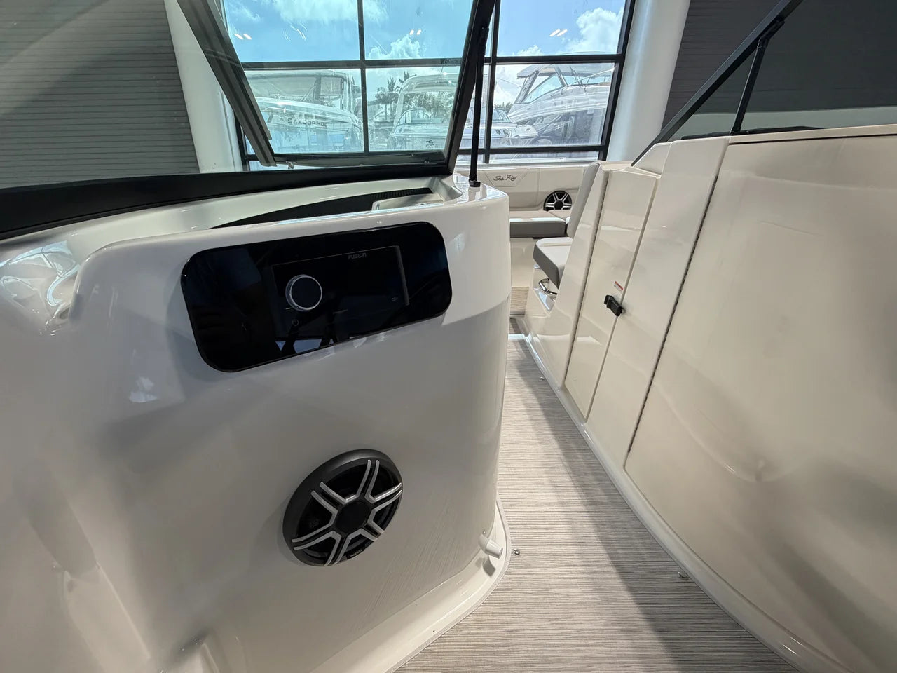 2026 Sea Ray SDX 250 Outboard 25.0 feet, Clearwater, Florida #17