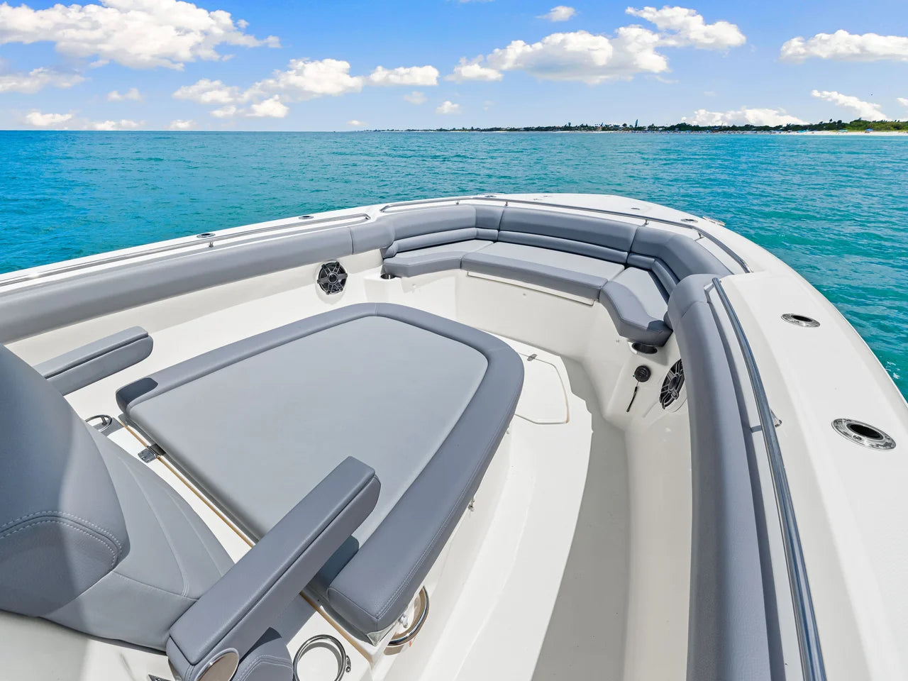 2026 Boston Whaler 330 Outrage 33.0 feet, Clearwater, Florida #23