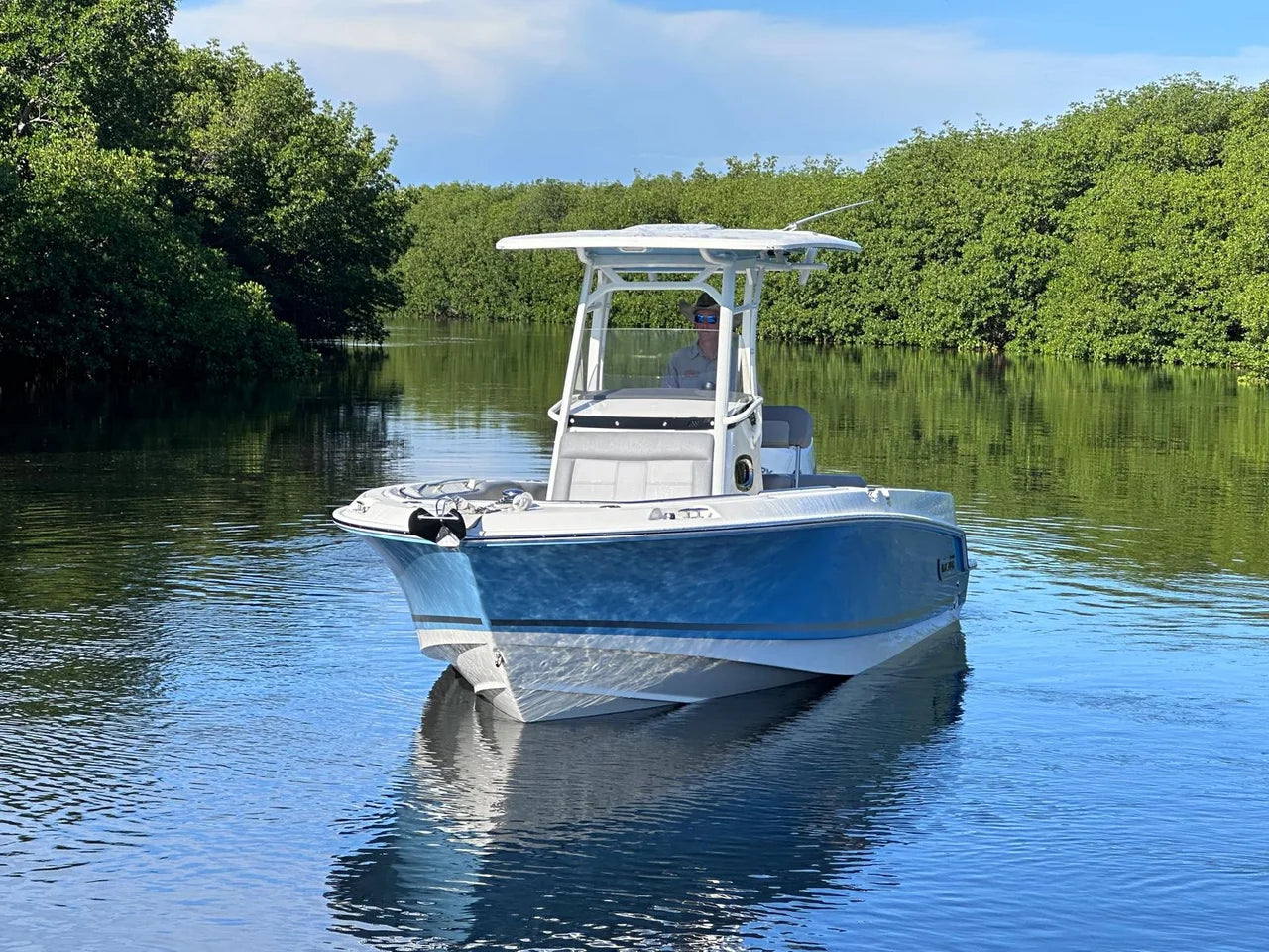 2026 Boston Whaler 230 Outrage 23.0 feet, Clearwater, Florida #10