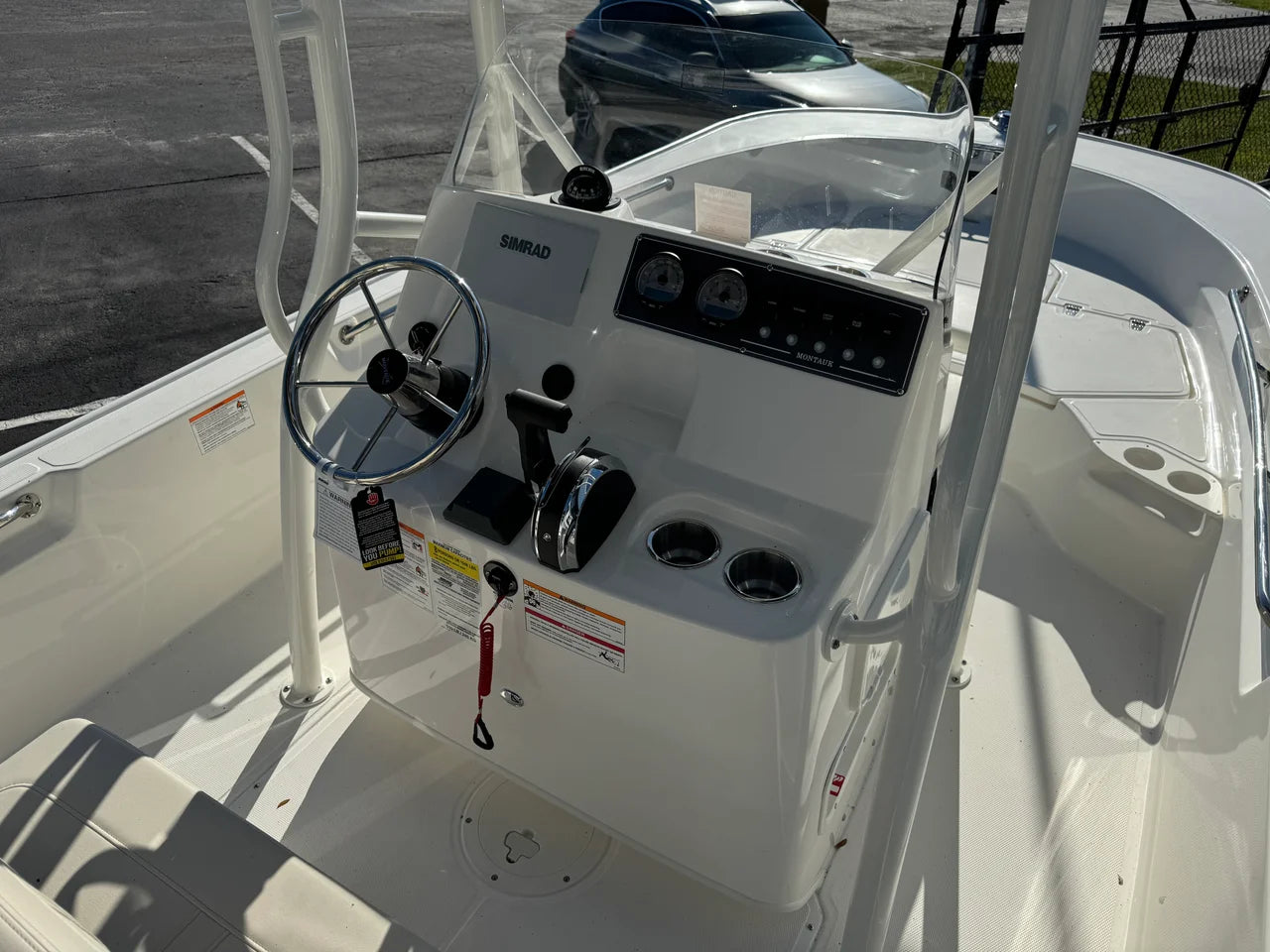 2026 Boston Whaler 190 Montauk 19.0 feet, Clearwater, Florida #18
