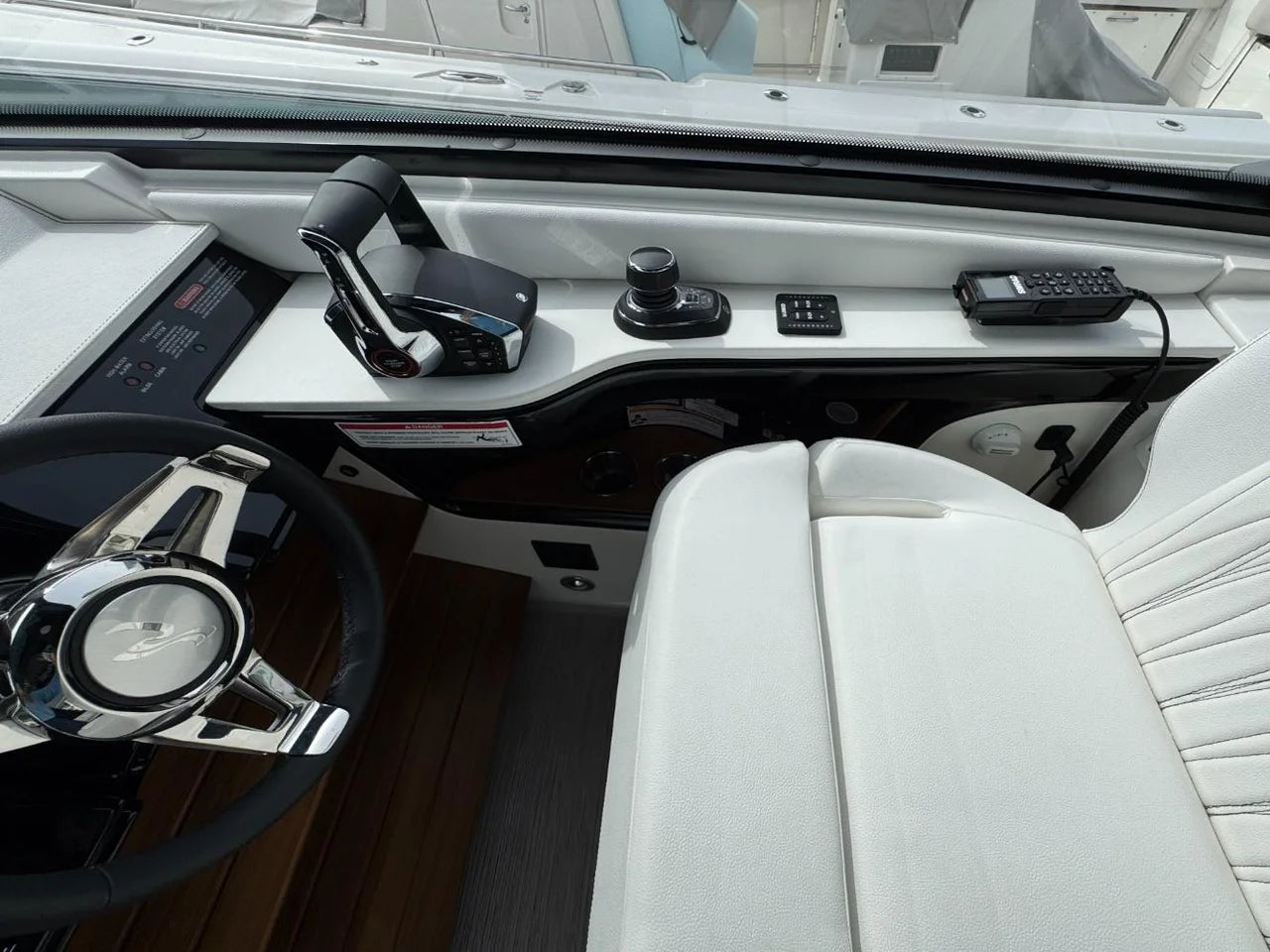2026 Sea Ray Sundancer 370 Outboard 37.0 feet, Clearwater, Florida #36