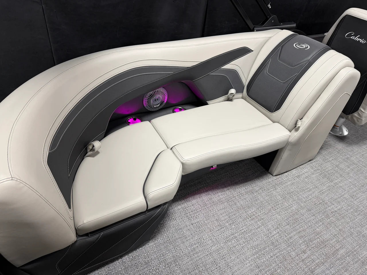 2026 Barletta Cabrio 22 QC 22.0 feet, Clearwater, Florida #17