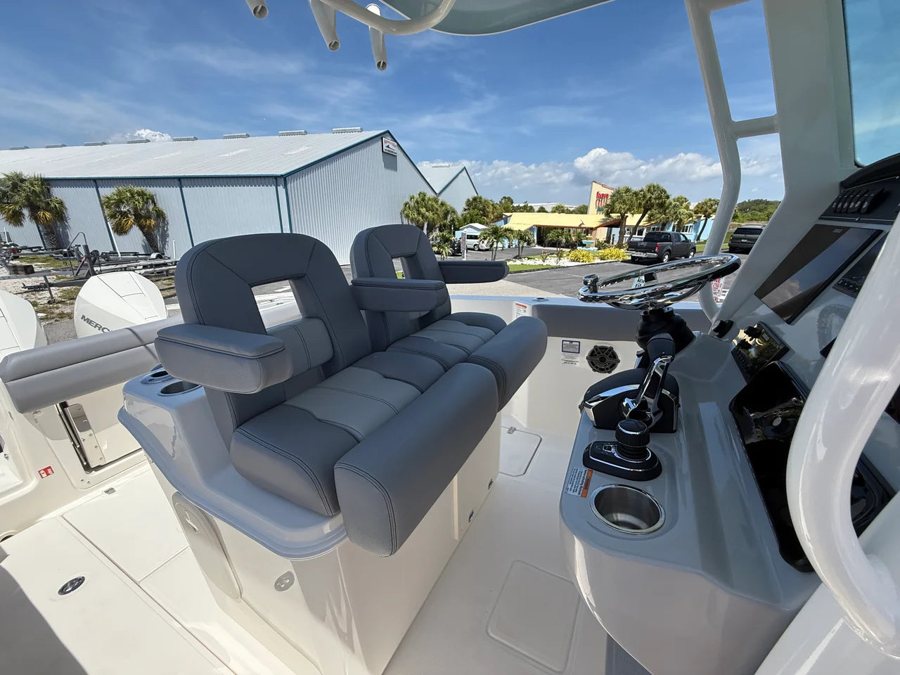 2026 Boston Whaler 280 Outrage 28.0 feet, Clearwater, Florida #12