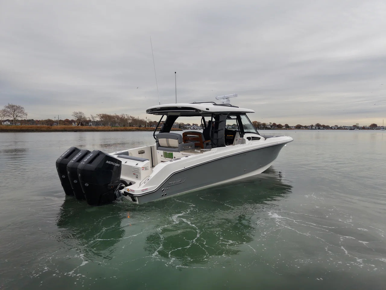 2026 Boston Whaler 350 Realm 35.0 feet, Clearwater, Florida #3