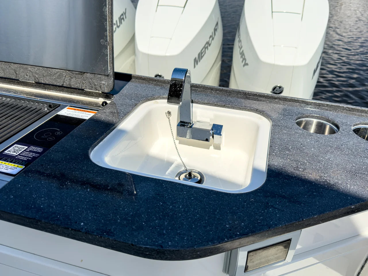 2026 Boston Whaler 365 Conquest 36.0 feet, Clearwater, Florida #8