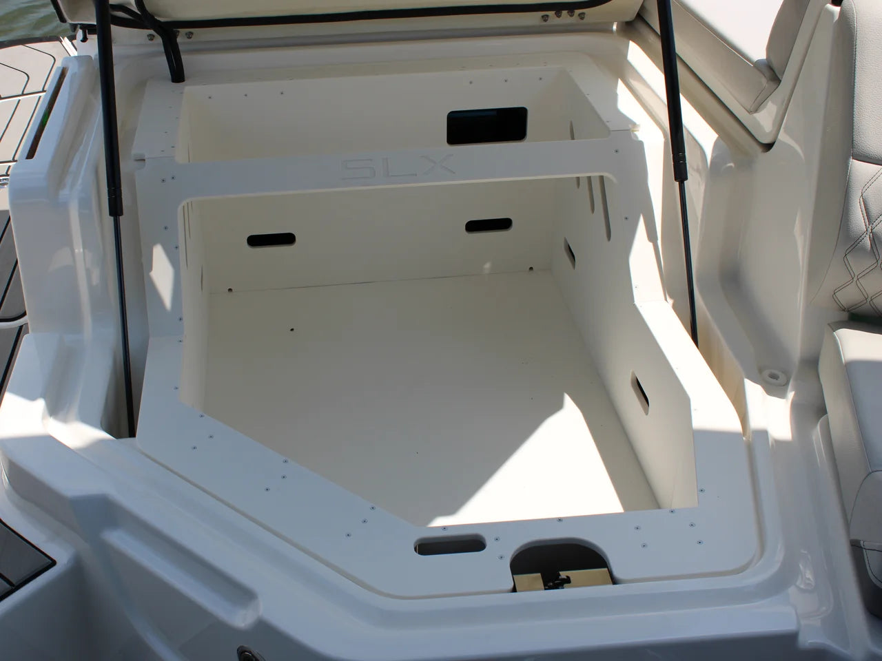 2026 Sea Ray SLX 280 Outboard 28.0 feet, Clearwater, Florida #69