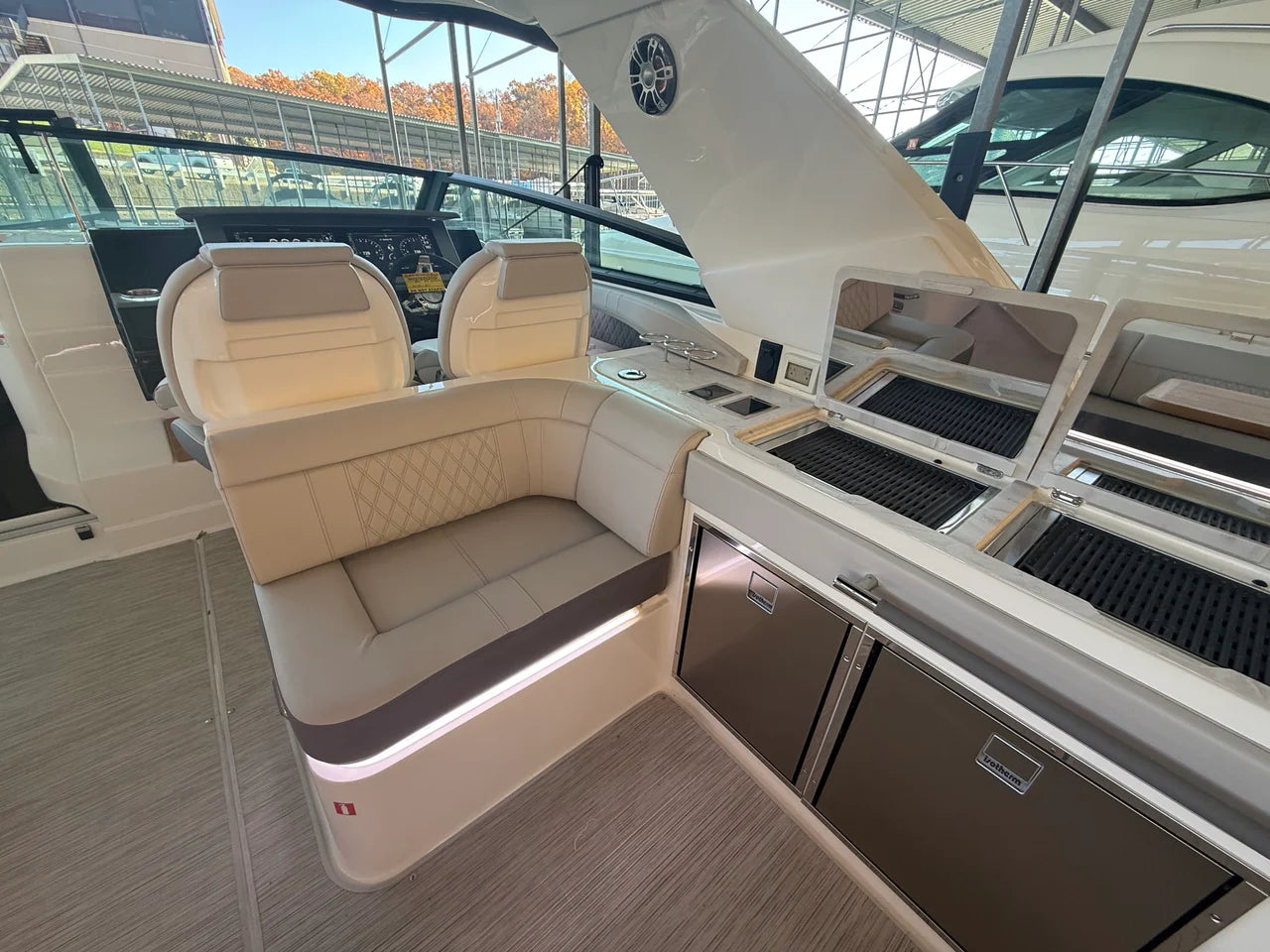 2026 Sea Ray SLX 400 Outboard 40.0 feet, Clearwater, Florida #34