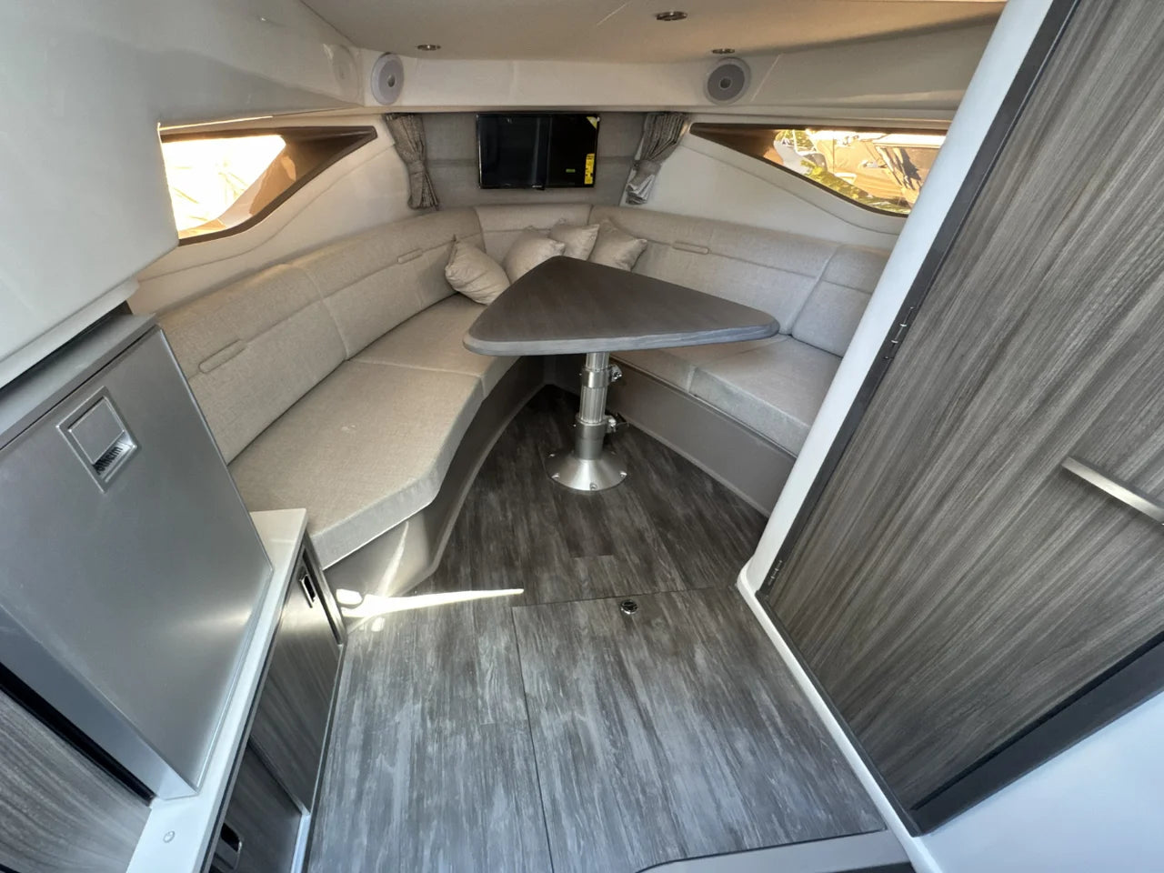2026 Sea Ray Sundancer 320 Outboard 32.0 feet, Clearwater, Florida #29