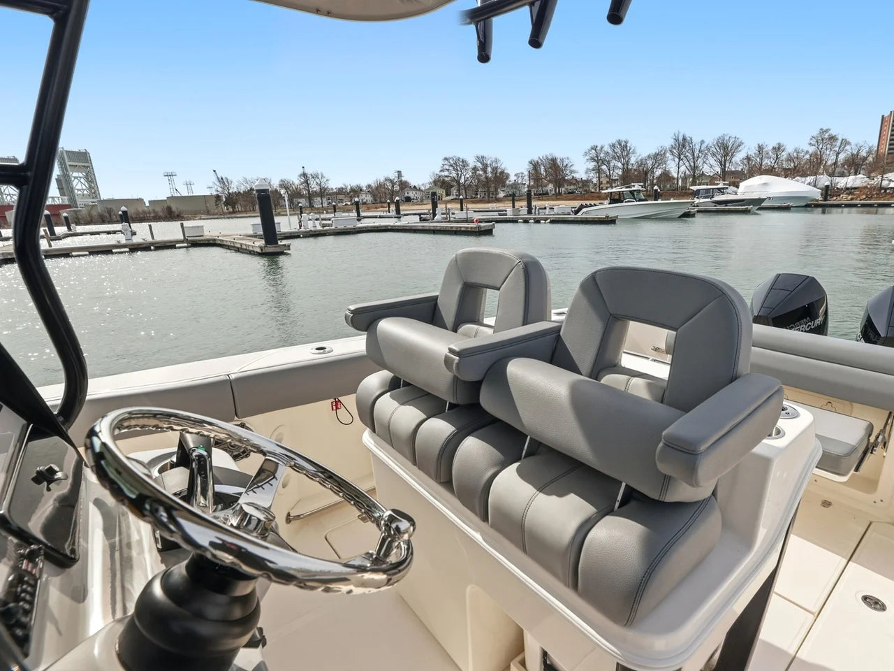 2026 Boston Whaler 280 Outrage 28.0 feet, Clearwater, Florida #9