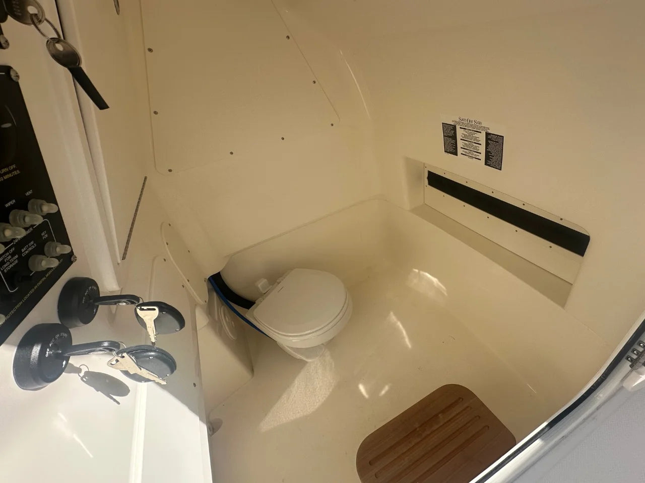 2026 Boston Whaler 280 Dauntless 28.0 feet, Clearwater, Florida #12