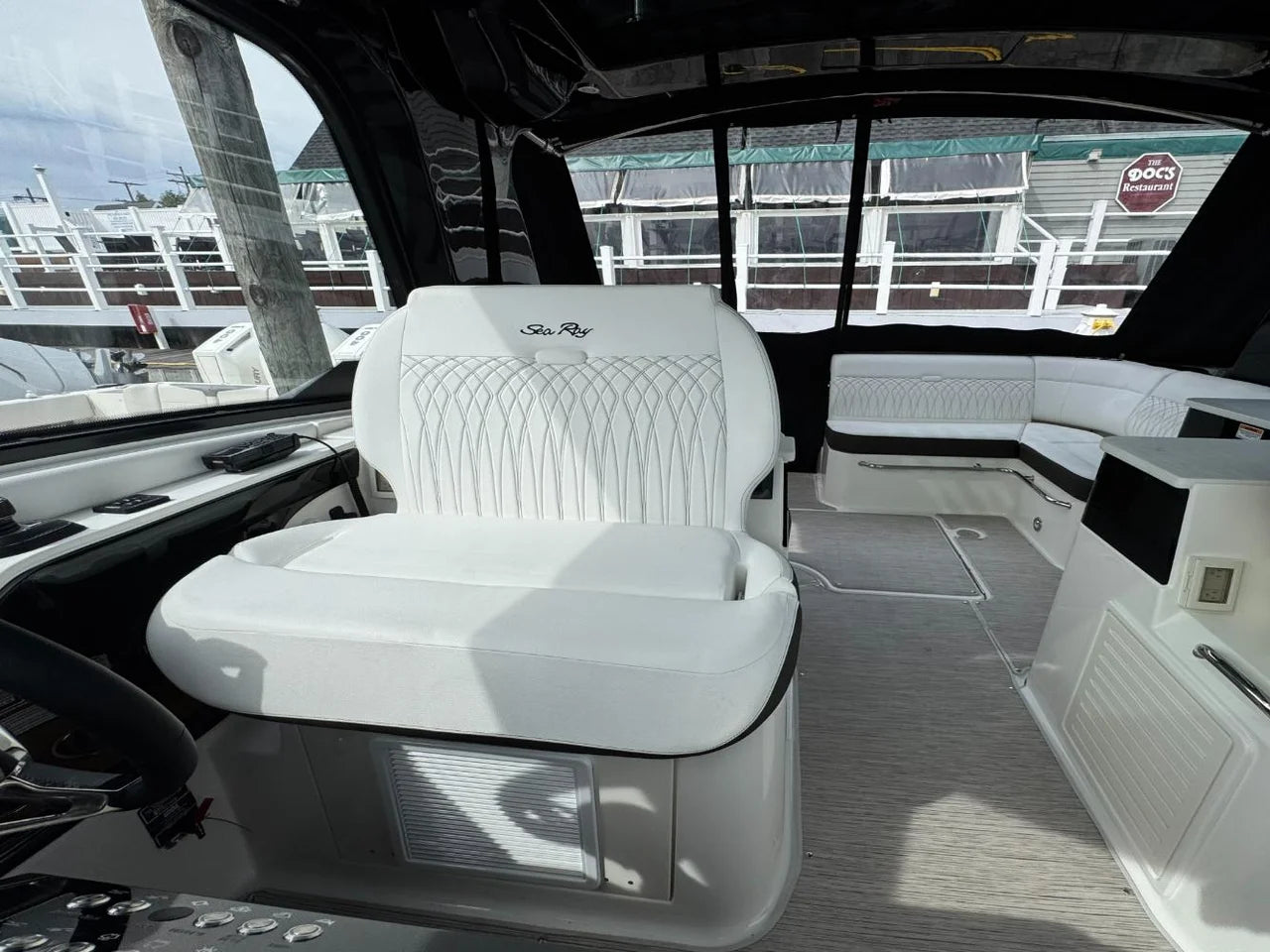 2026 Sea Ray Sundancer 370 Outboard 37.0 feet, Clearwater, Florida #34
