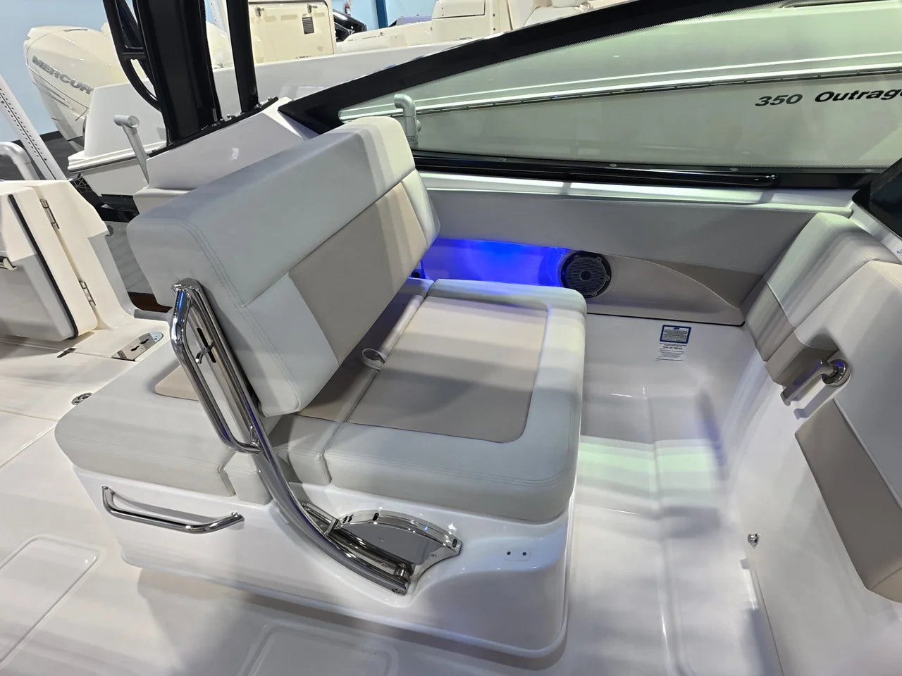 2026 Boston Whaler 280 Vantage 28.0 feet, Clearwater, Florida #19