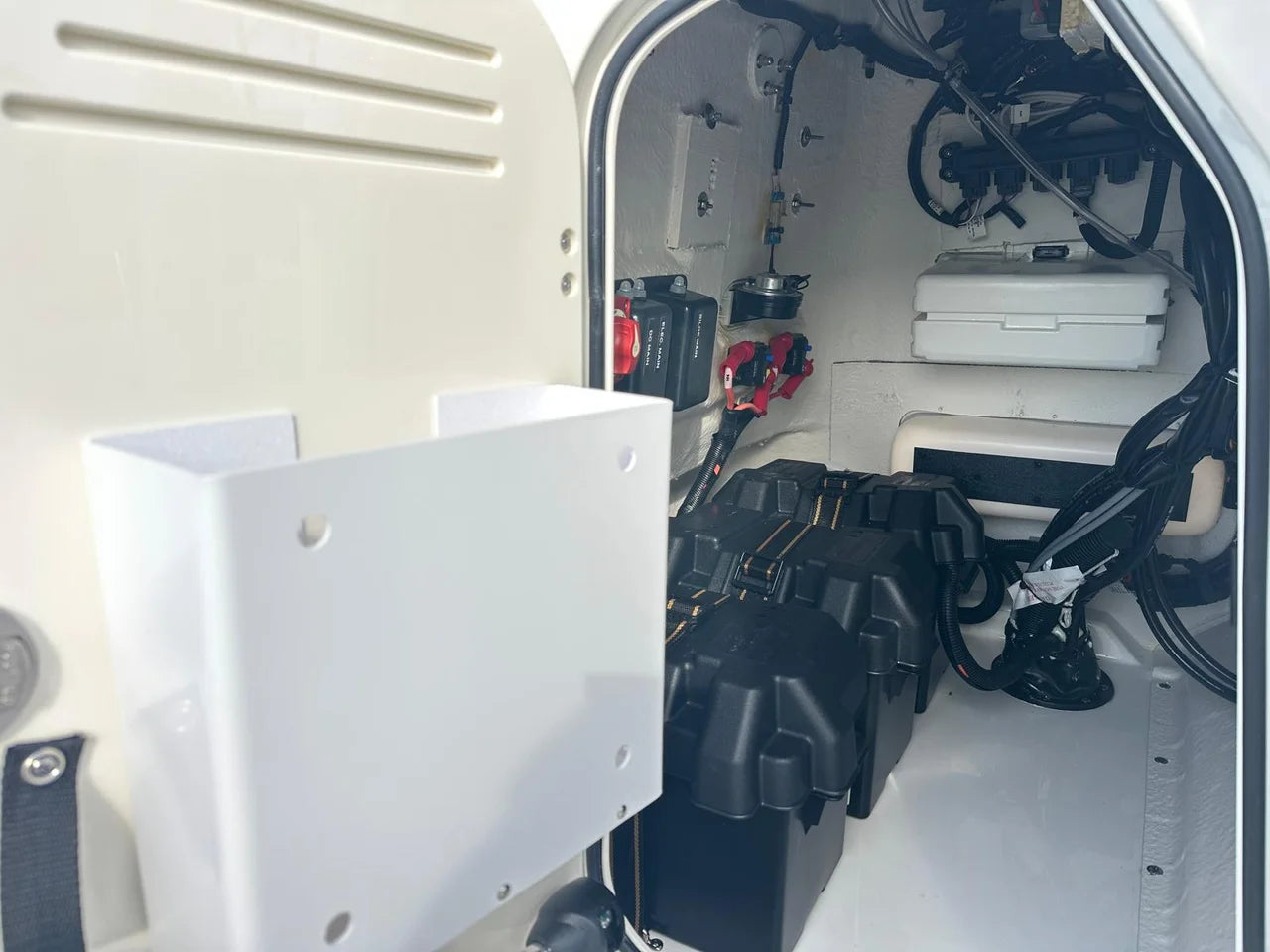 2026 Boston Whaler 190 Montauk 19.0 feet, Clearwater, Florida #17