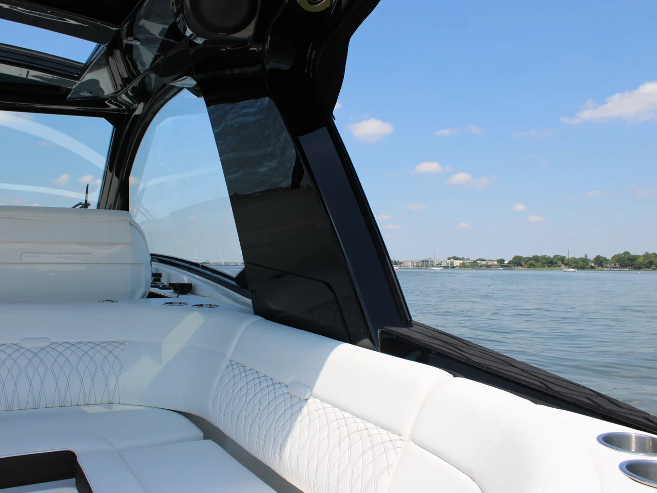 2026 Sea Ray Sundancer 370 Outboard 37.0 feet, Clearwater, Florida #76