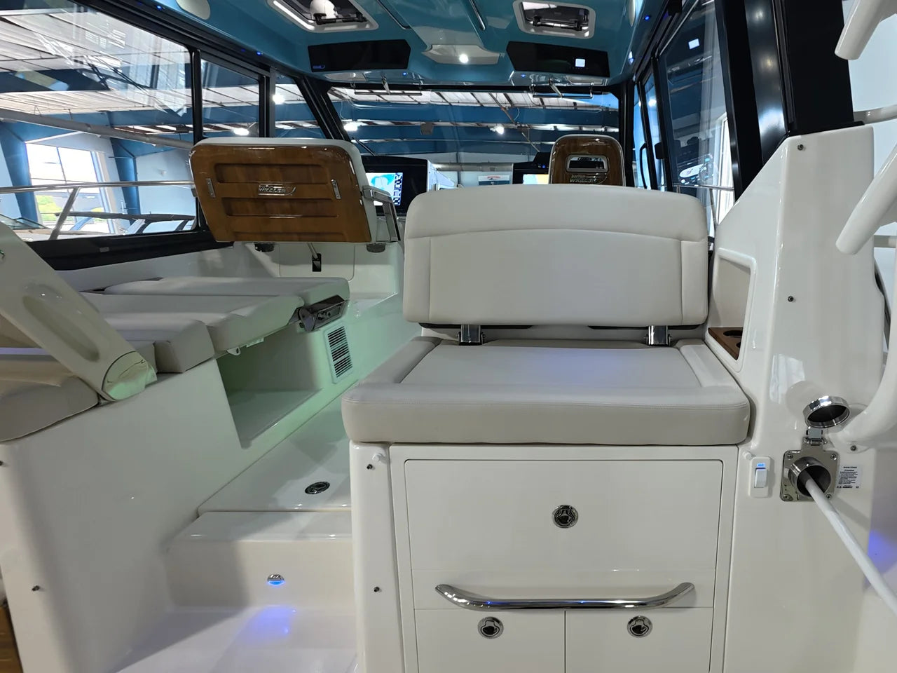 2026 Boston Whaler 405 Conquest 40.0 feet, Clearwater, Florida #13