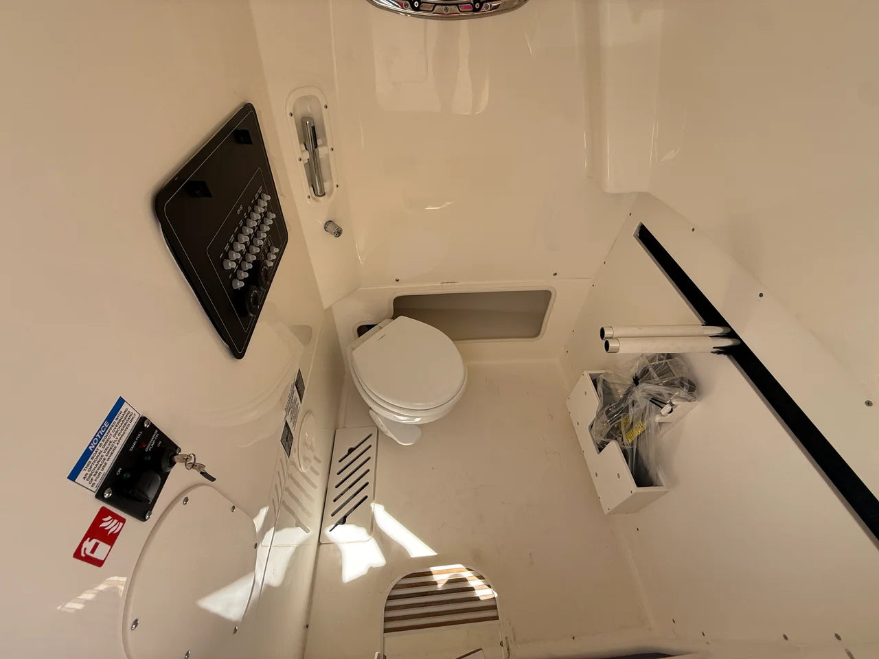 2026 Boston Whaler 280 Outrage 28.0 feet, Clearwater, Florida #16