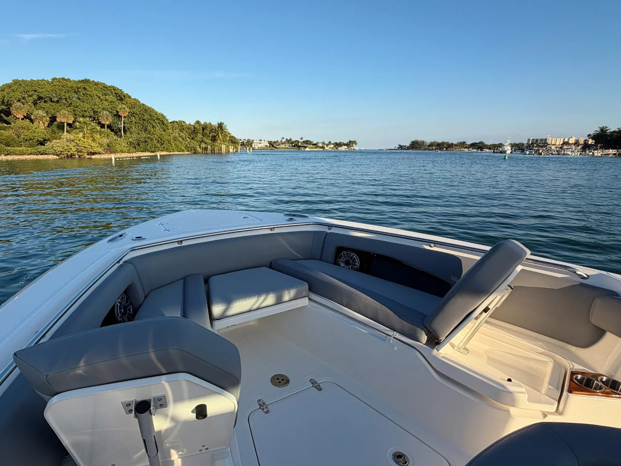 2026 Boston Whaler 360 Outrage 36.0 feet, Clearwater, Florida #19