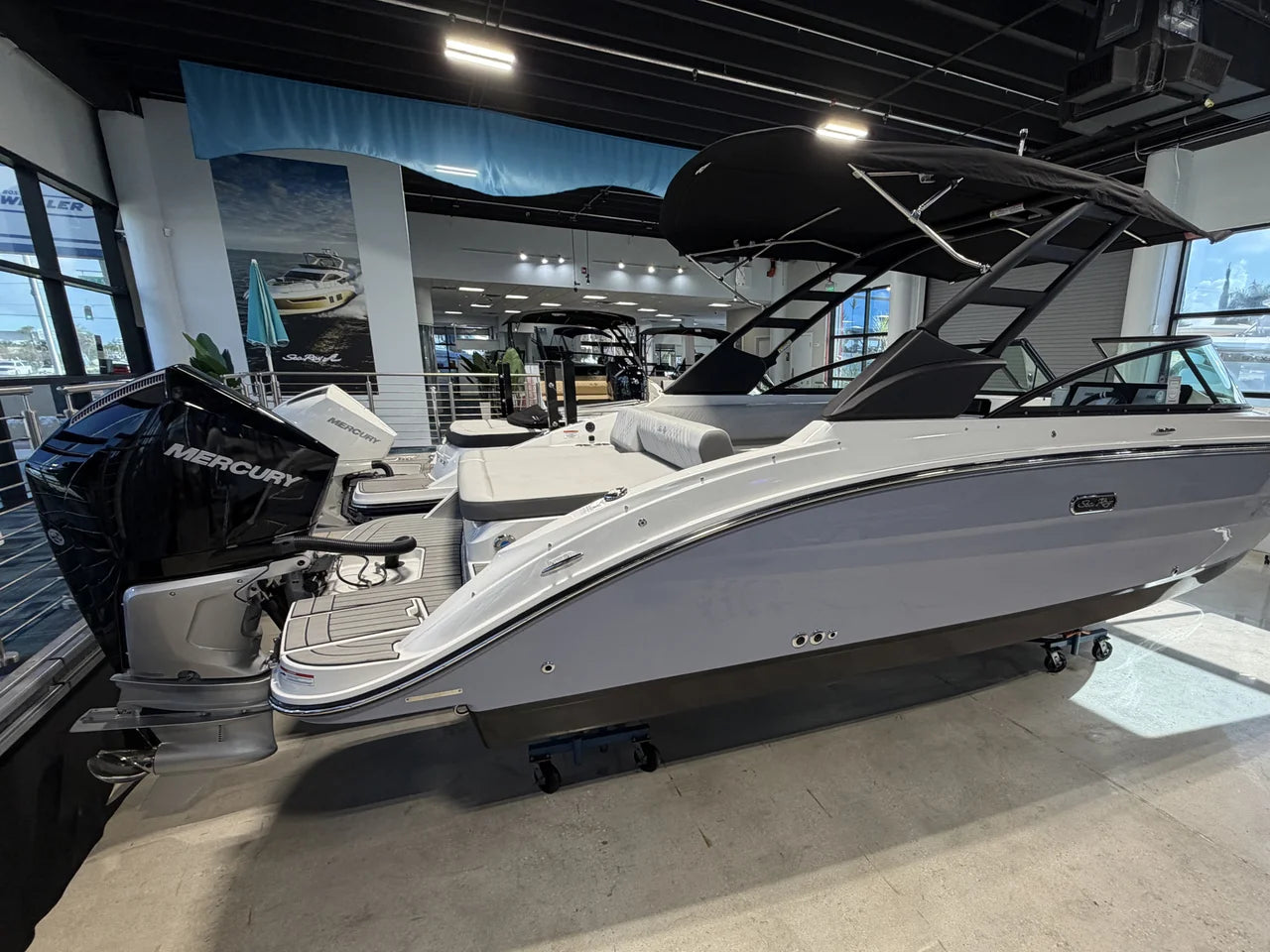 2026 Sea Ray SDX 250 Outboard 25.0 feet, Clearwater, Florida #4