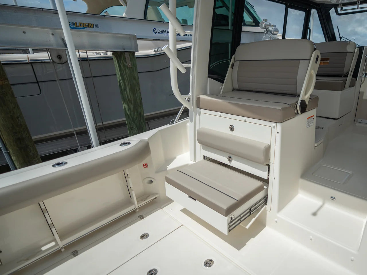 2026 Boston Whaler 365 Conquest 36.0 feet, Clearwater, Florida #41