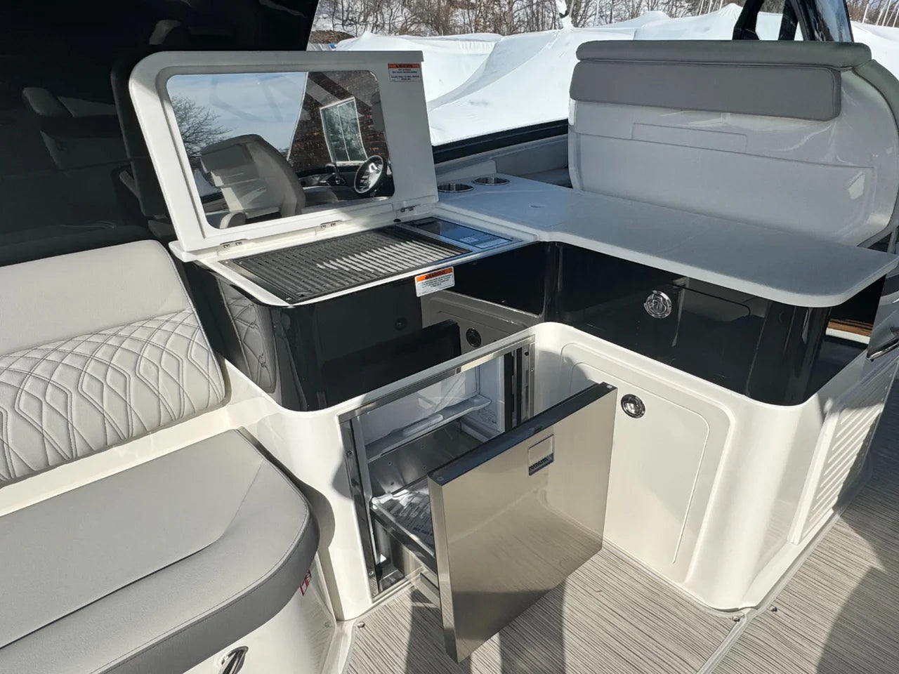 2026 Sea Ray Sundancer 370 Outboard 37.0 feet, Clearwater, Florida #11