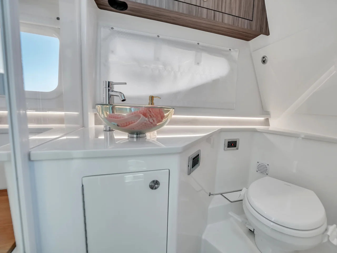 2026 Sea Ray Sundancer 370 Outboard 37.0 feet, Clearwater, Florida #39