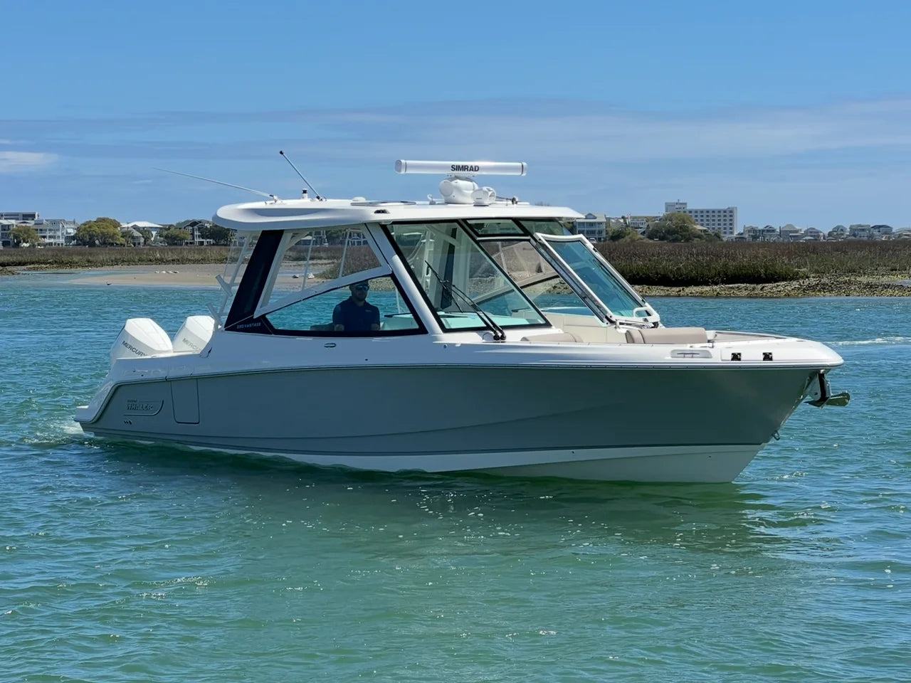 2026 Boston Whaler 330 Vantage 33.0 feet, Clearwater, Florida #1