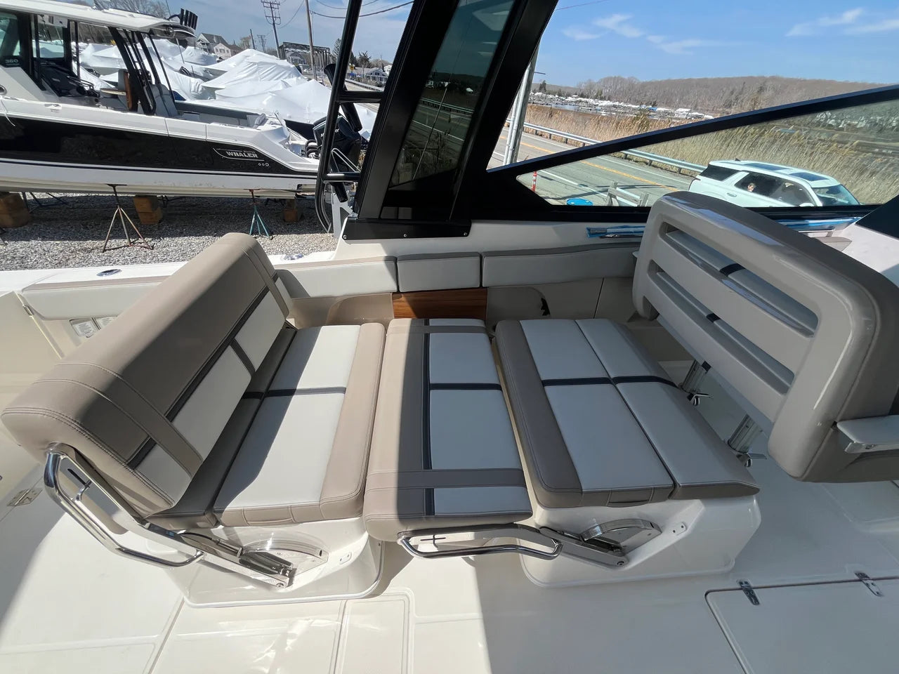 2026 Boston Whaler 330 Vantage 33.0 feet, Clearwater, Florida #13