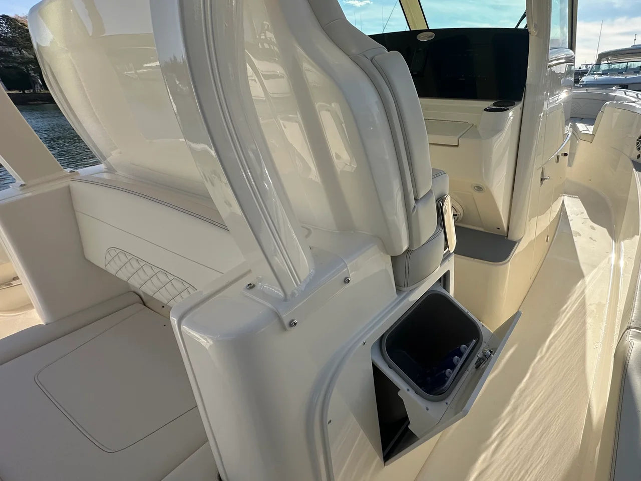 2026 Scout 330 LXF 33.0 feet, Clearwater, Florida #23