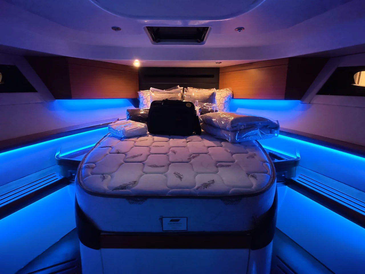 2026 Boston Whaler 405 Conquest 40.0 feet, Clearwater, Florida #25