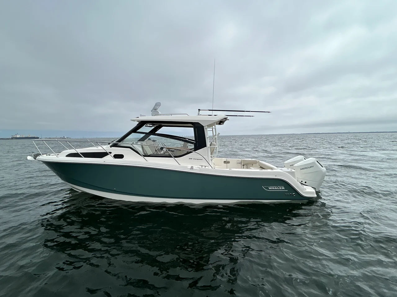 2026 Boston Whaler 325 Conquest 32.0 feet, Clearwater, Florida #15