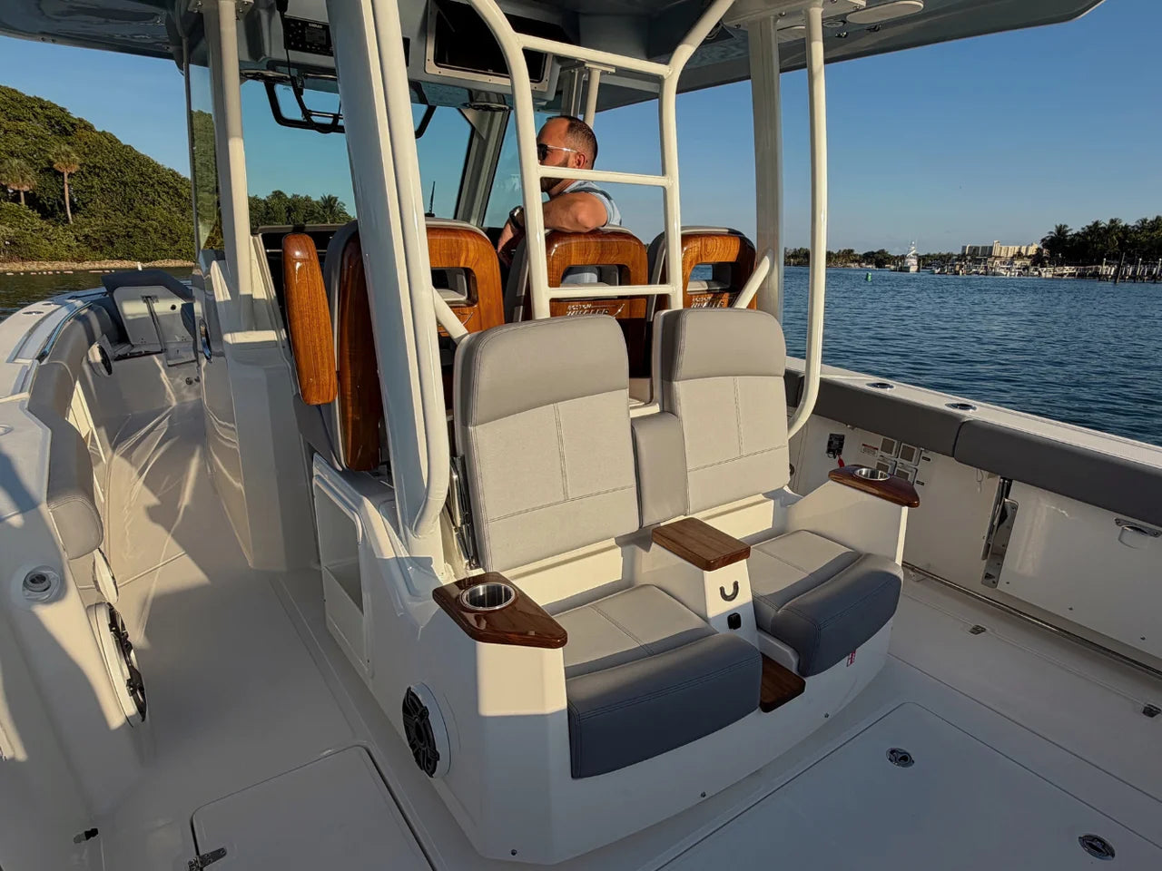 2026 Boston Whaler 360 Outrage 36.0 feet, Clearwater, Florida #13