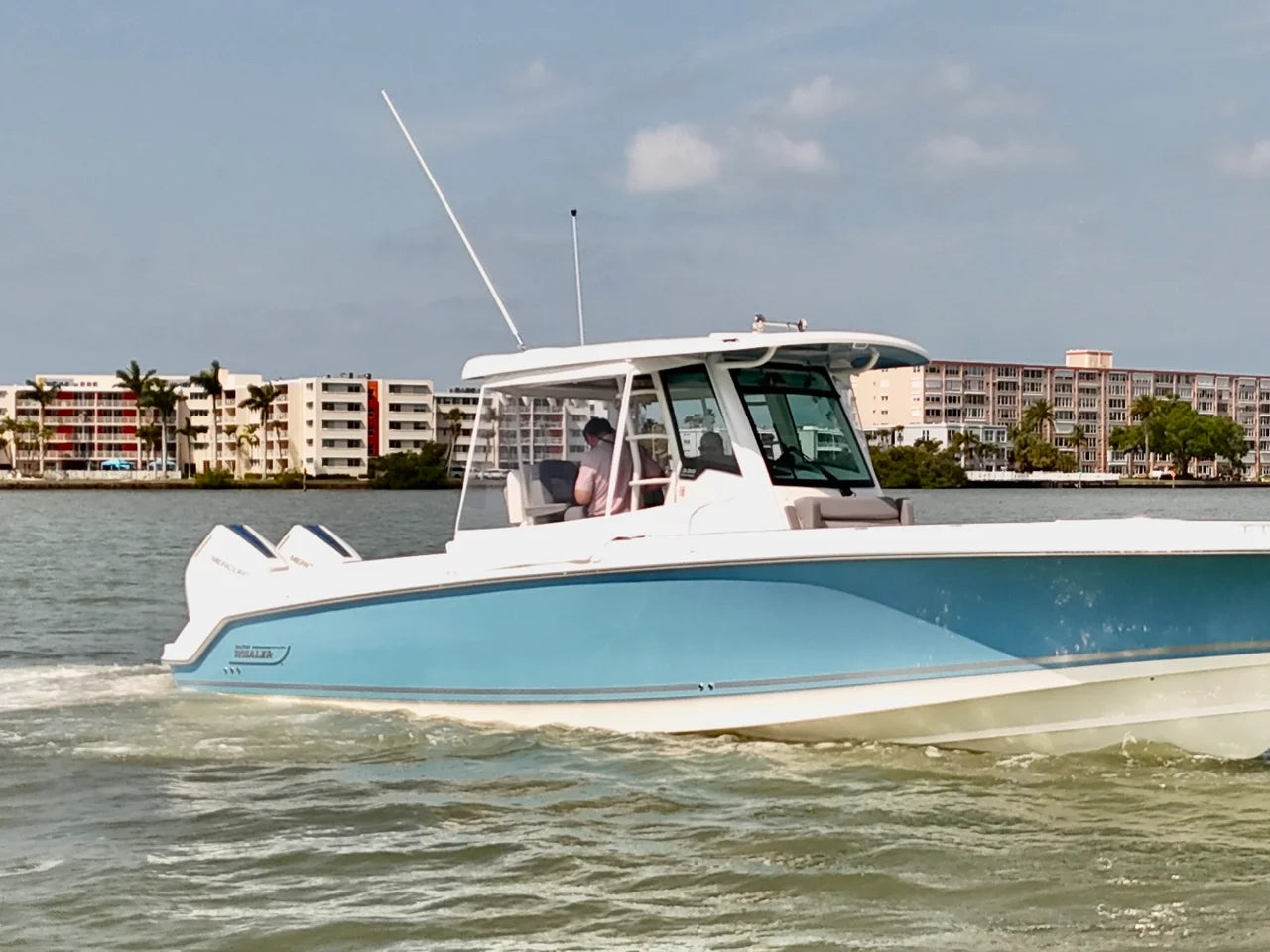 2026 Boston Whaler 330 Outrage 33.0 feet, Clearwater, Florida #10