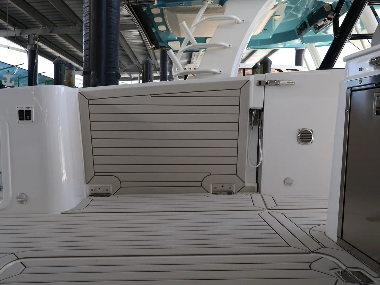 2026 Cruisers Yachts 38 VTR 38.0 feet, Clearwater, Florida #17