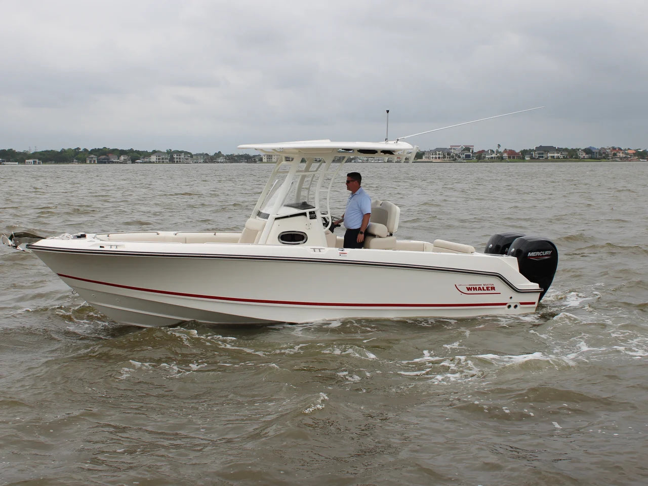 2026 Boston Whaler 230 Outrage 23.0 feet, Clearwater, Florida #1