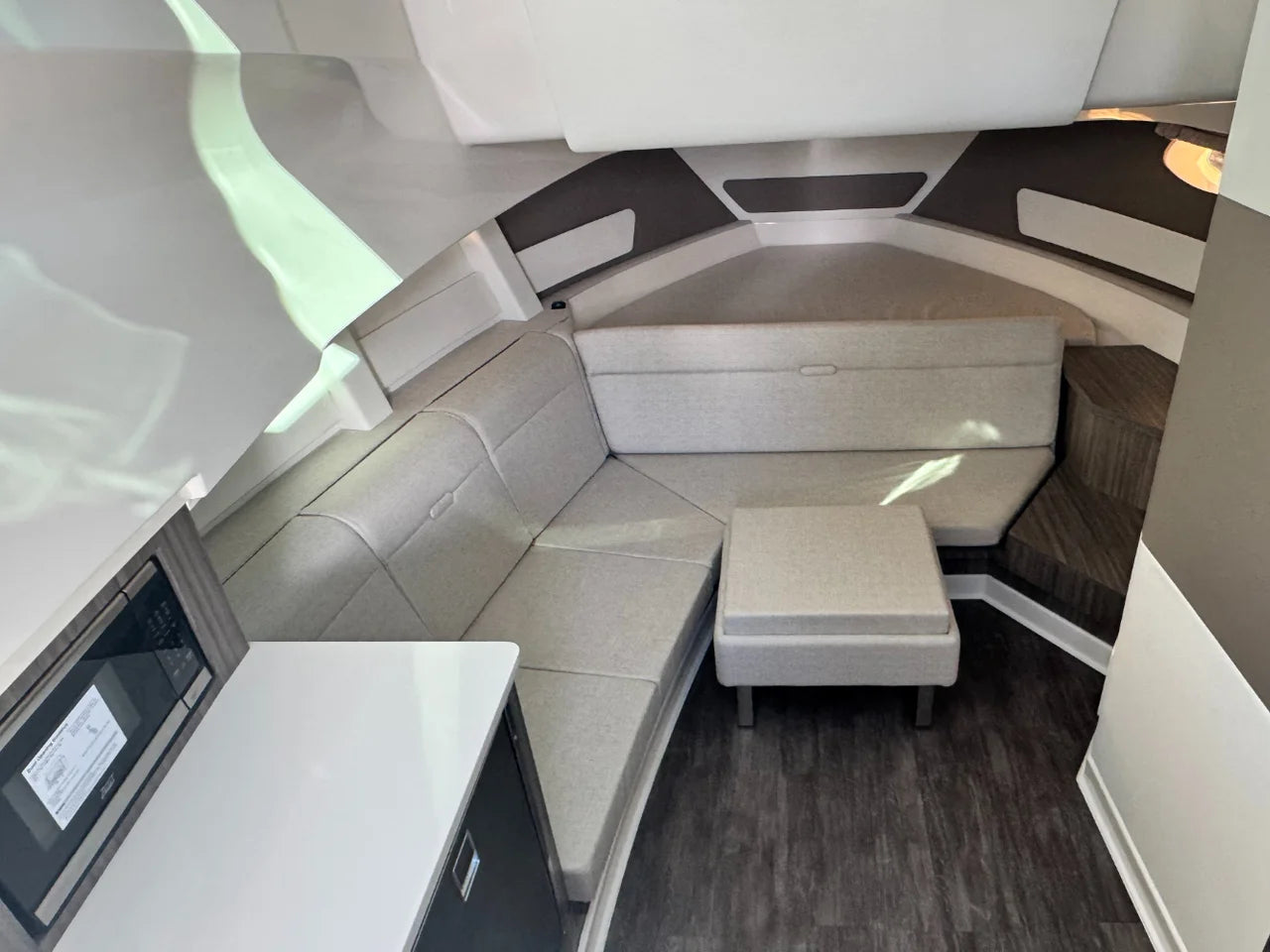 2026 Sea Ray Sundancer 370 Outboard 37.0 feet, Clearwater, Florida #22