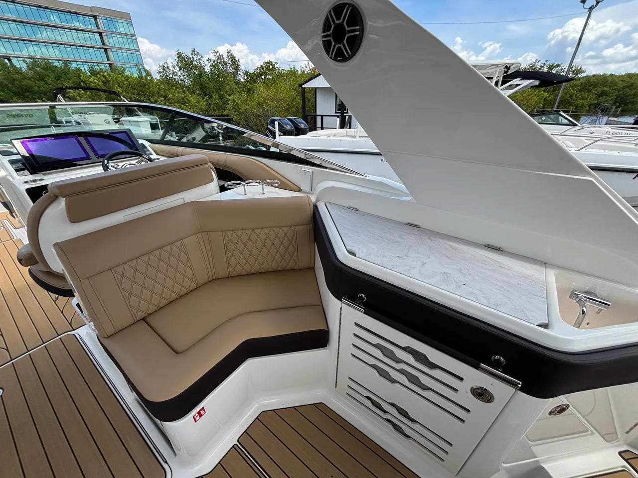 2026 Sea Ray SLX 310 Outboard 31.0 feet, Clearwater, Florida #14