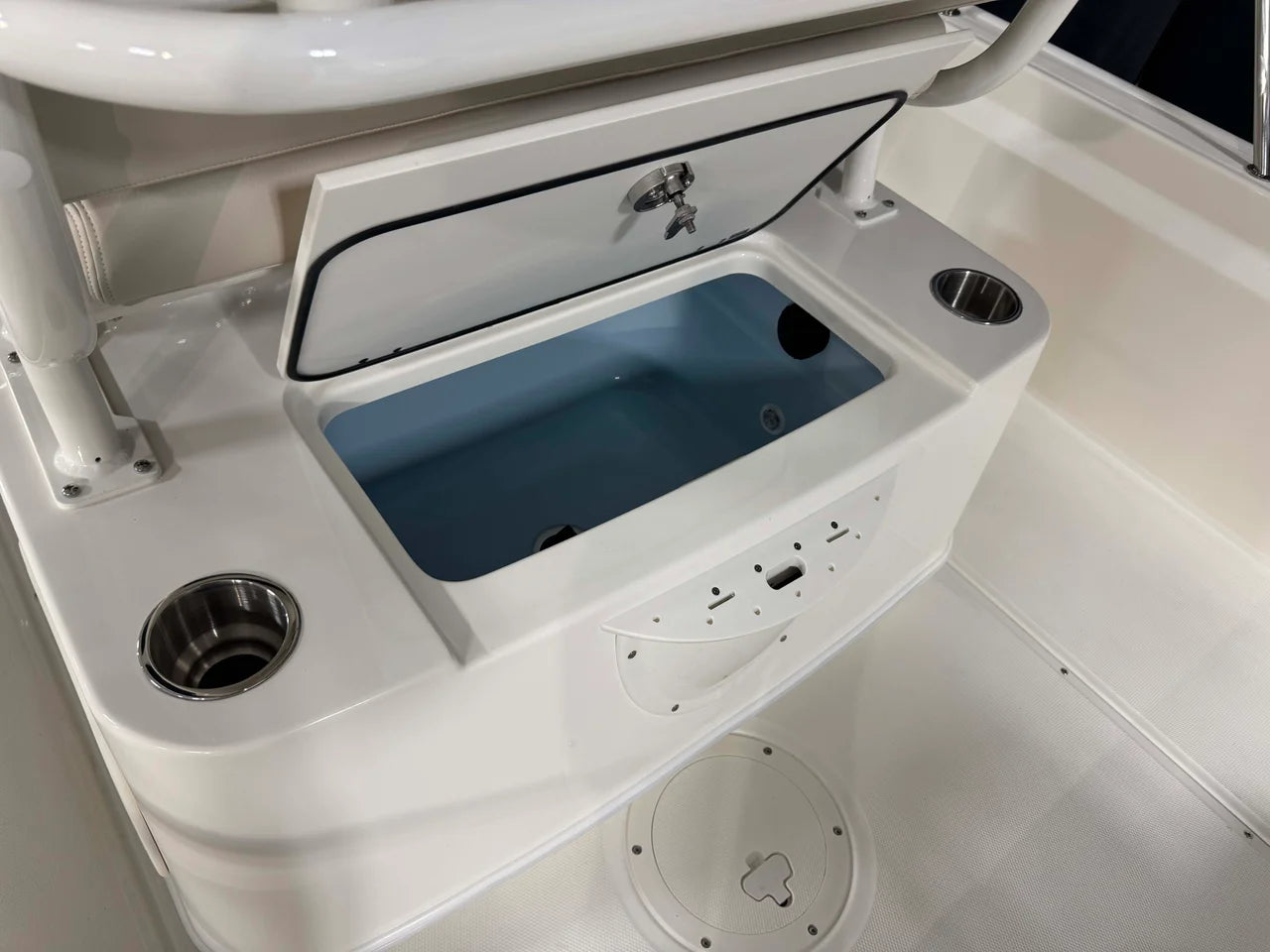 2026 Boston Whaler 210 Montauk 21.0 feet, Clearwater, Florida #24