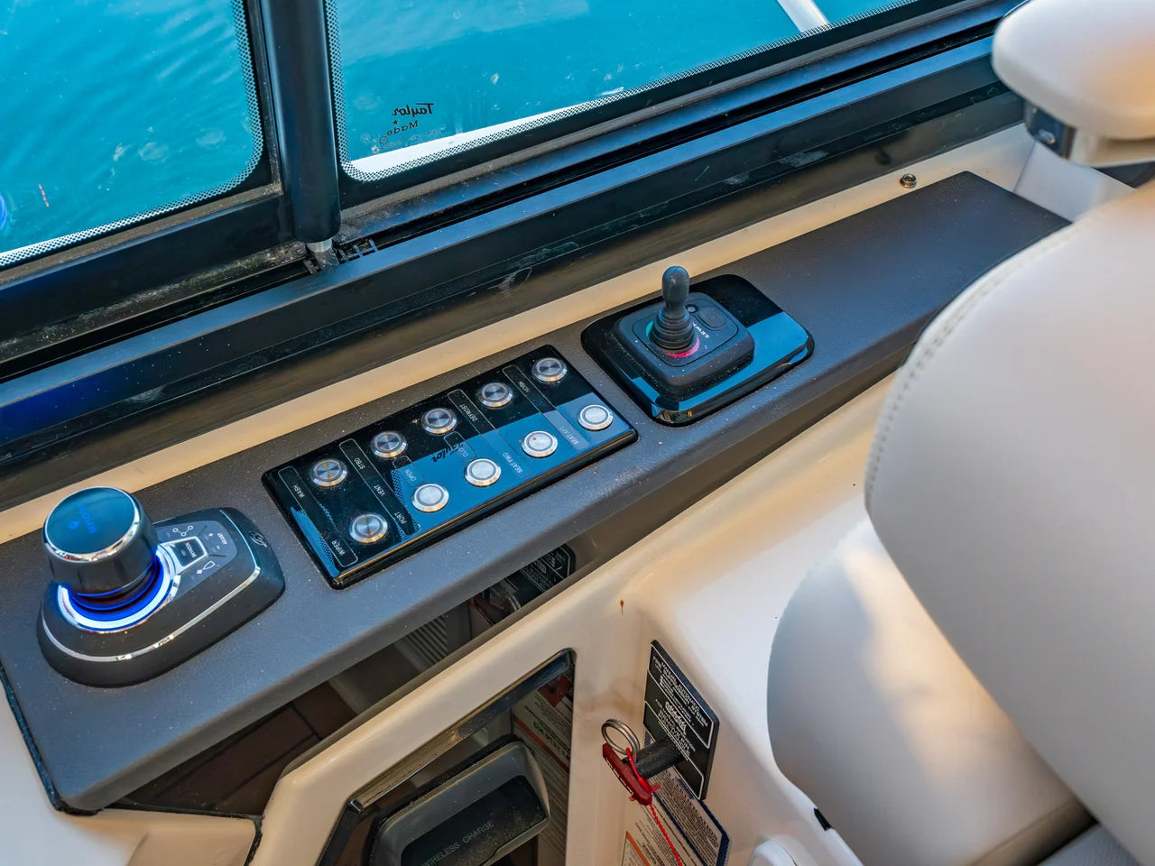 2026 Boston Whaler 365 Conquest 36.0 feet, Clearwater, Florida #52