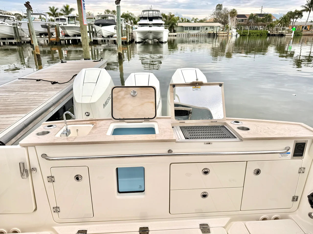 2026 Boston Whaler 360 Outrage 36.0 feet, Clearwater, Florida #22