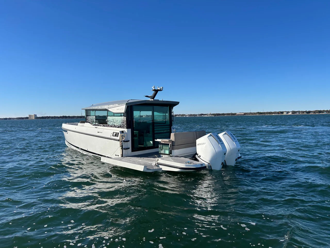 2025 Saxdor 320 GTC 32.0 feet, Clearwater, Florida #4