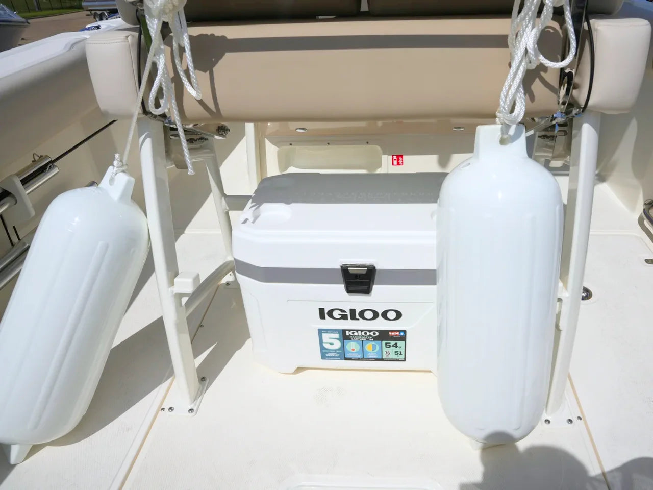 2026 Boston Whaler 230 Outrage 23.0 feet, Clearwater, Florida #11