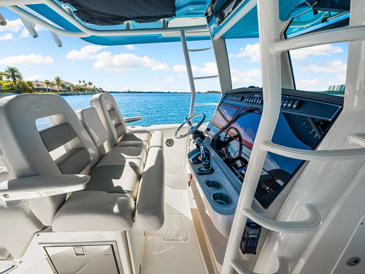 2026 Boston Whaler 330 Outrage 33.0 feet, Clearwater, Florida #13