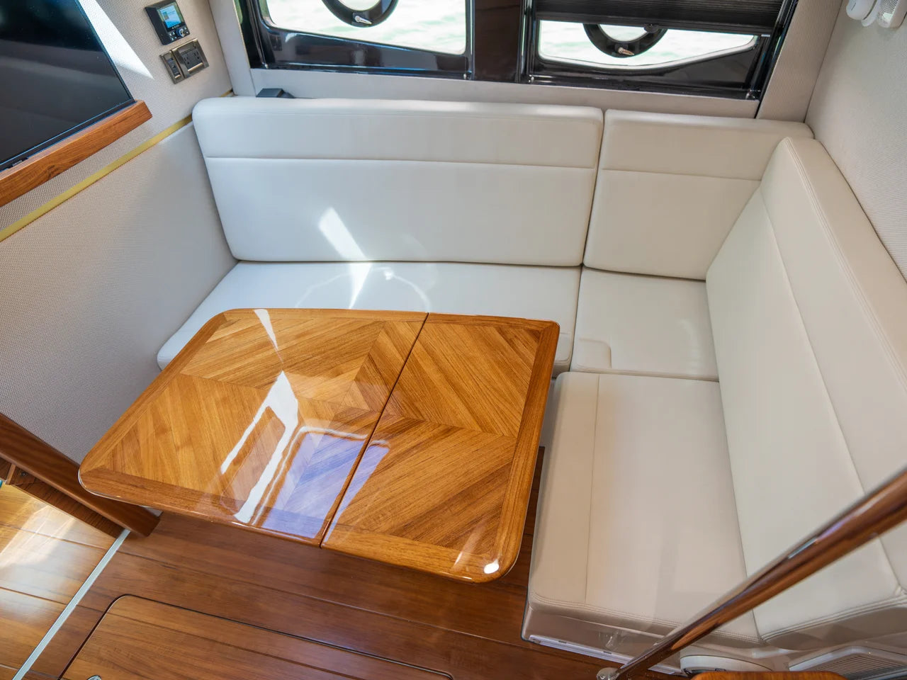 2026 Boston Whaler 405 Conquest 40.0 feet, Clearwater, Florida #44