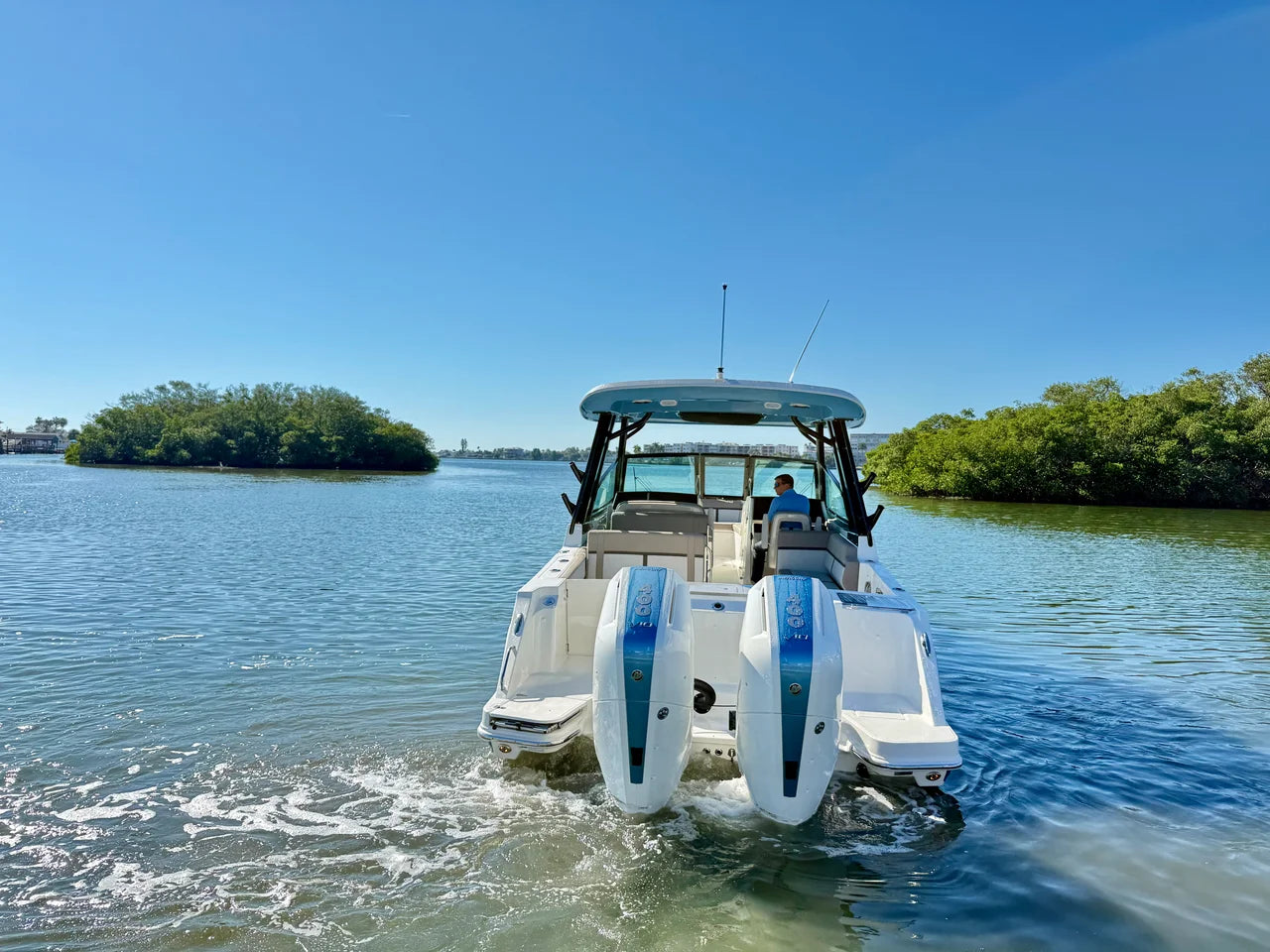 2026 Boston Whaler 330 Vantage 33.0 feet, Clearwater, Florida #7