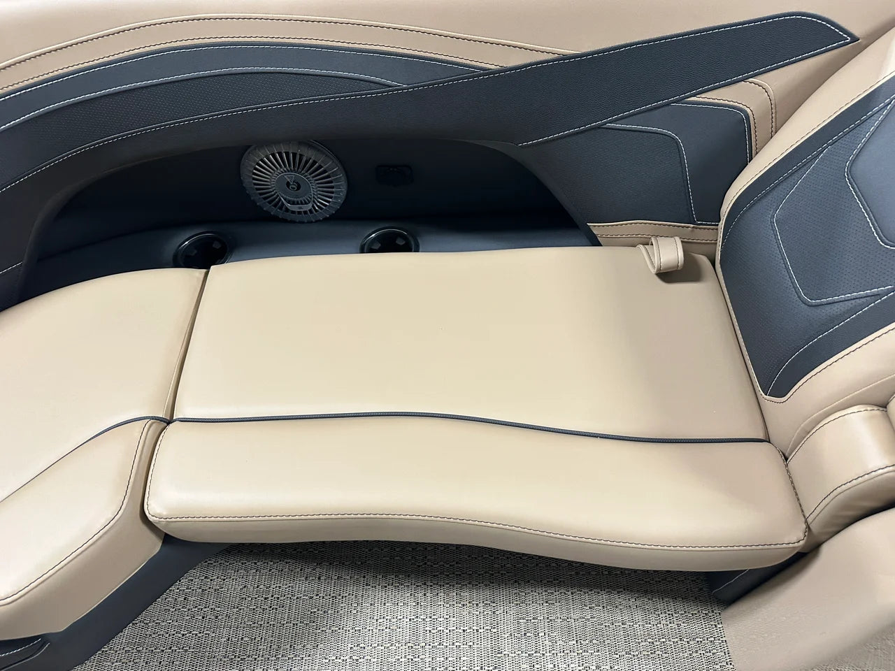 2026 Barletta Cabrio 24 UE 24.0 feet, Clearwater, Florida #67